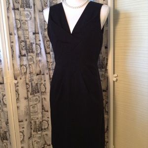 Kensie Pretty V-Neckline Shift Dress